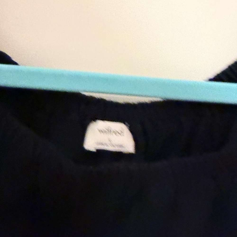Black Wilfred Cropped Top - Picture 2 of 2